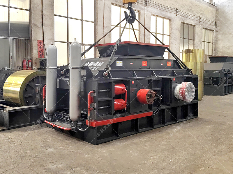 液壓對輥制砂機憑什么宣稱 “高產又穩(wěn)定”？其耐磨技術的雙重突破是關鍵